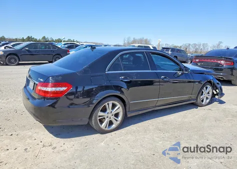 2012 Mercedes-Benz E 350 4Matic z USA, uszkodzony, nr VIN WDDHF8JB0CA573713